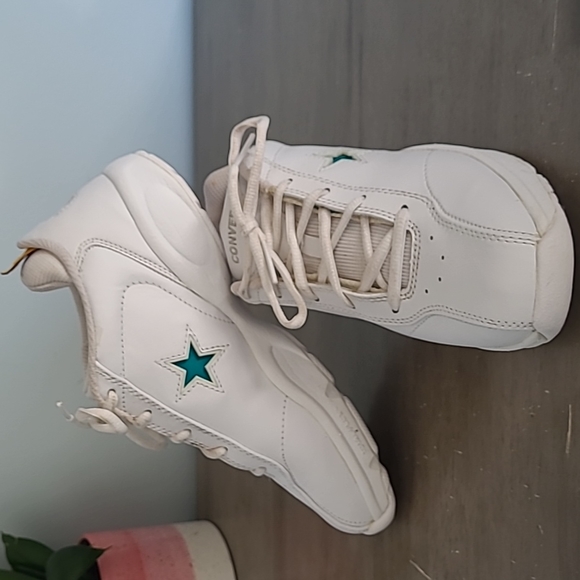 Converse Cheer Shoe - Picture 3 of 4